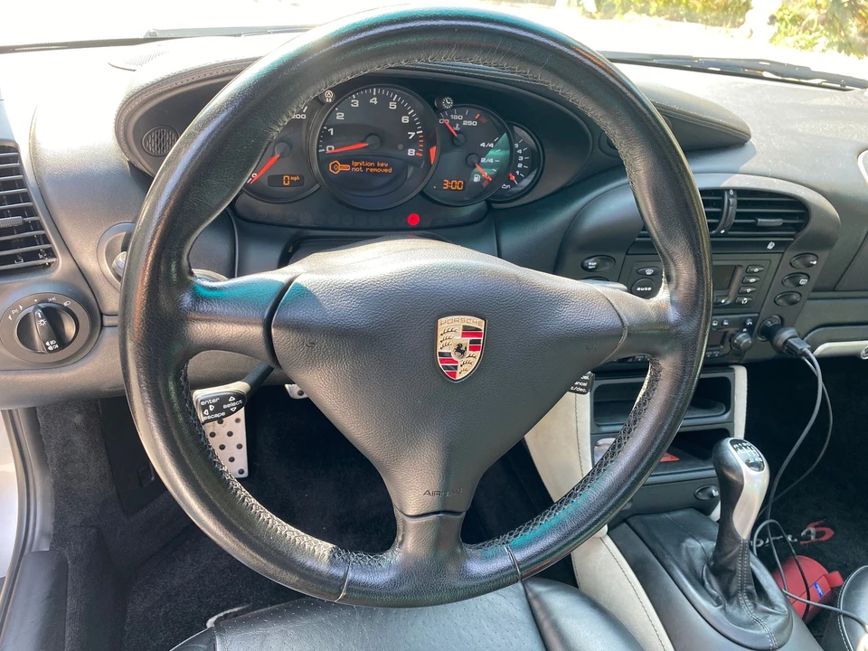 2002 Porsche 996 Carrera 4S - Image 9 of 15