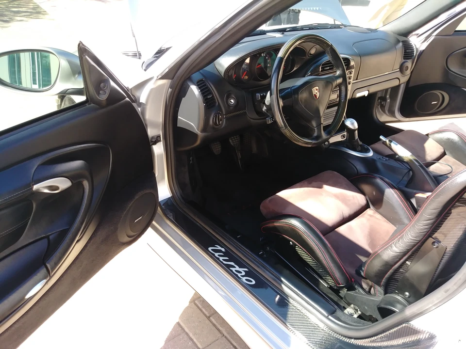 2002 Porsche 996 Turbo - Image 7 of 10