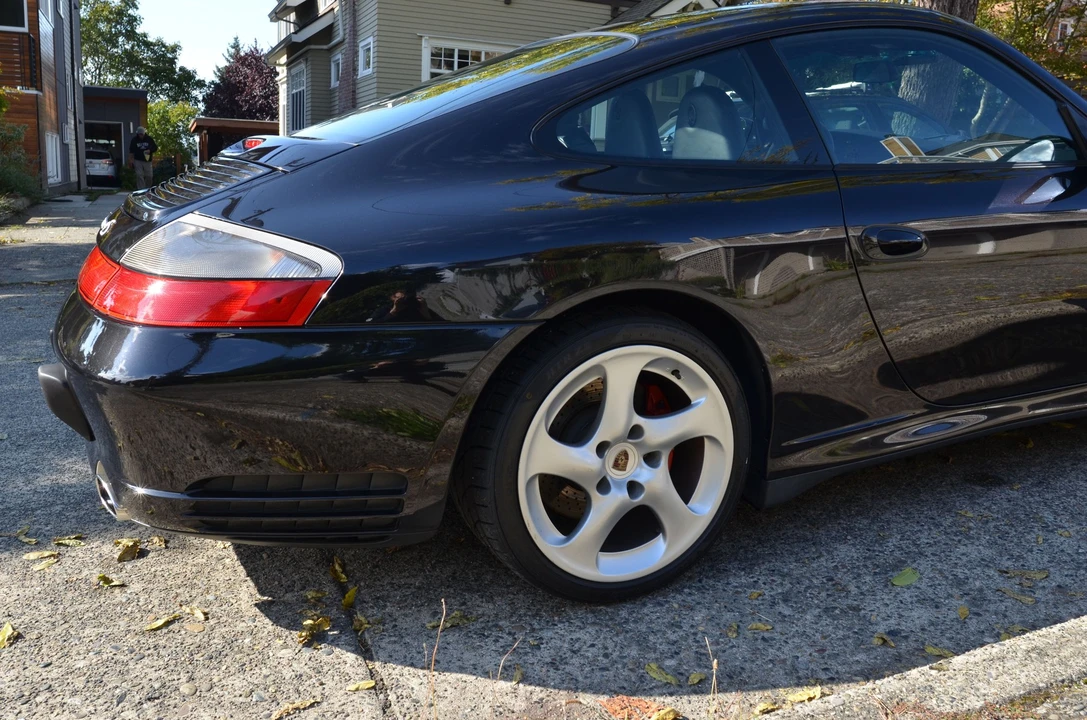 2002 Porsche 996 Carrera 4S - Image 5 of 31