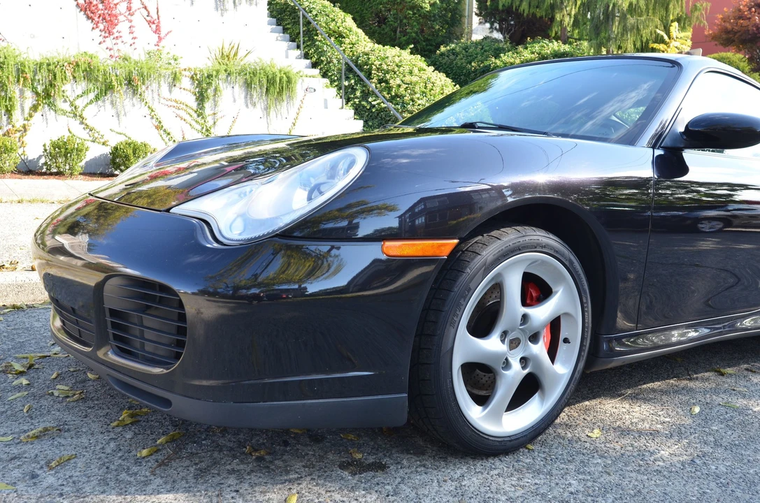 2002 Porsche 996 Carrera 4S - Image 8 of 31