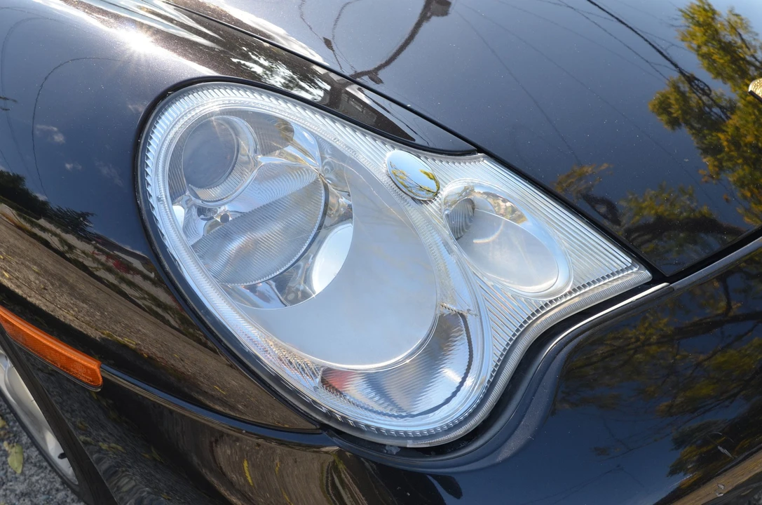 2002 Porsche 996 Carrera 4S - Image 20 of 31