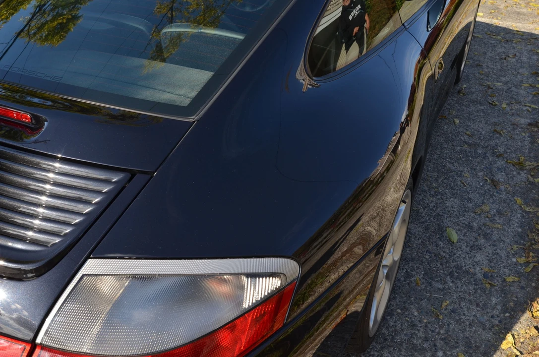 2002 Porsche 996 Carrera 4S - Image 26 of 31