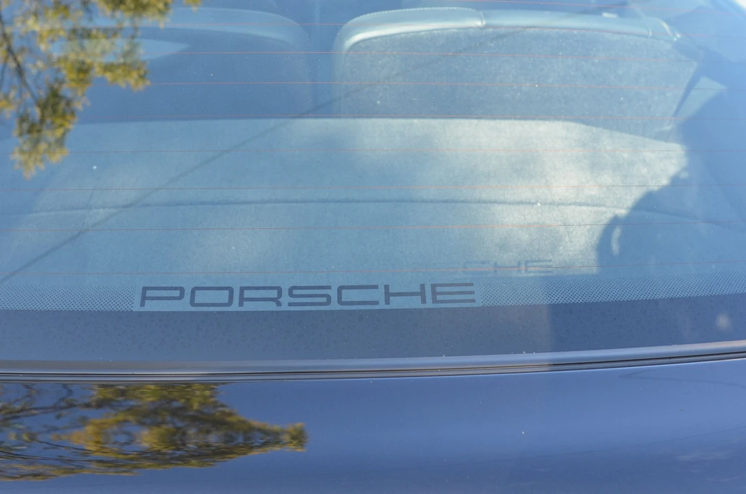 2002 Porsche 996 Carrera 4S - Image 29 of 31