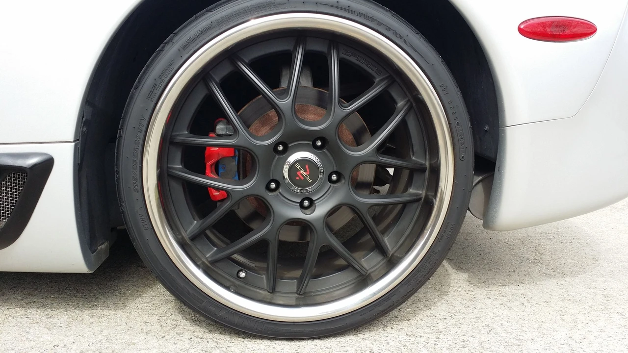 2002 Chevrolet Corvette C5 Z06 - Image 11 of 24