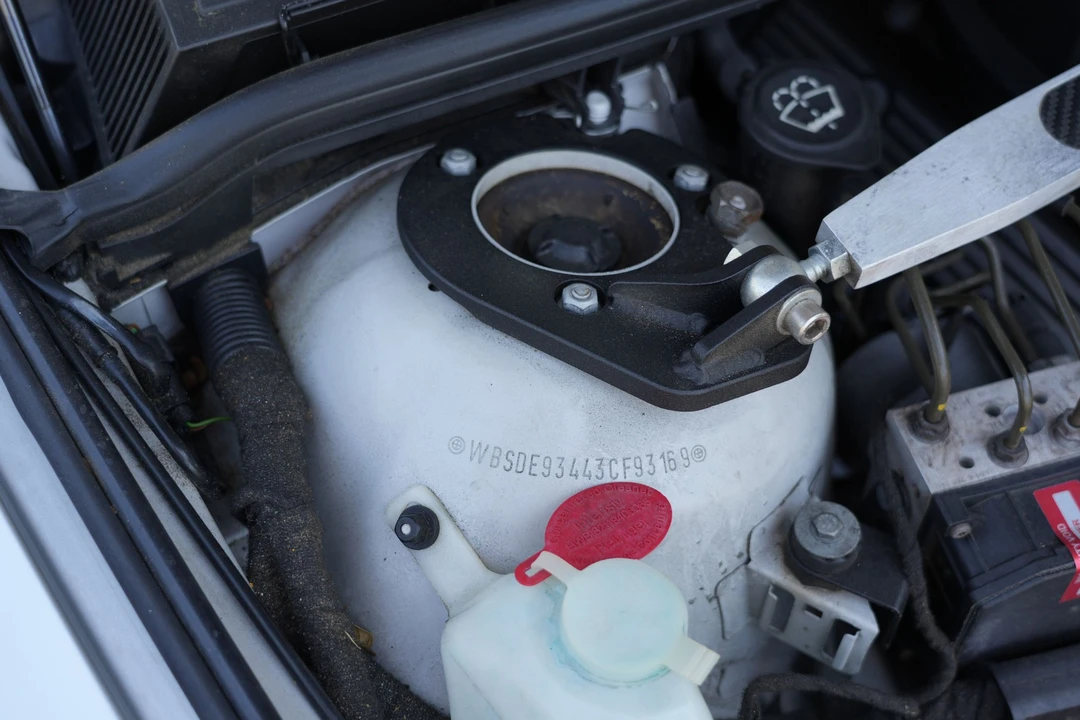 2003 BMW E39 M5 - Image 9 of 21