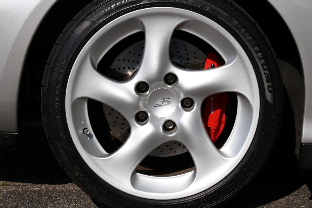 2003 Porsche 996 Carrera 4S - Image 12 of 31
