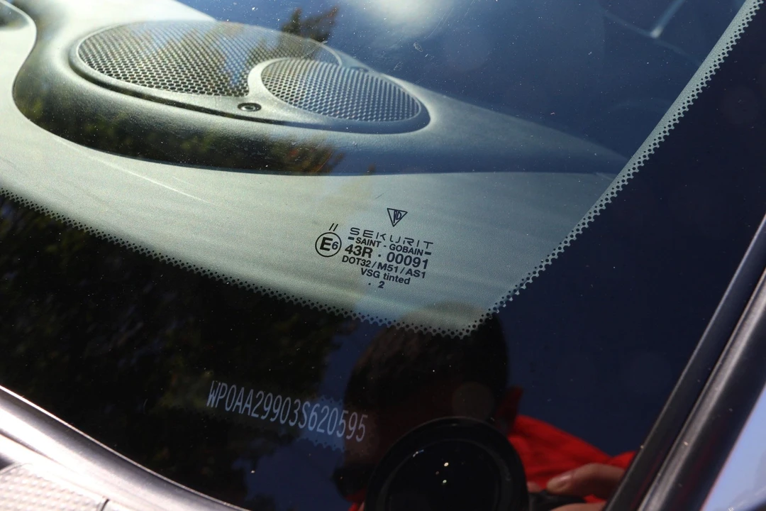 2003 Porsche 996 Carrera 4S - Image 29 of 31