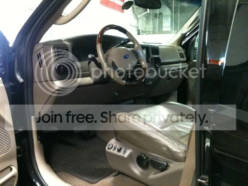 2004 Ford Excursion - Image 10 of 12