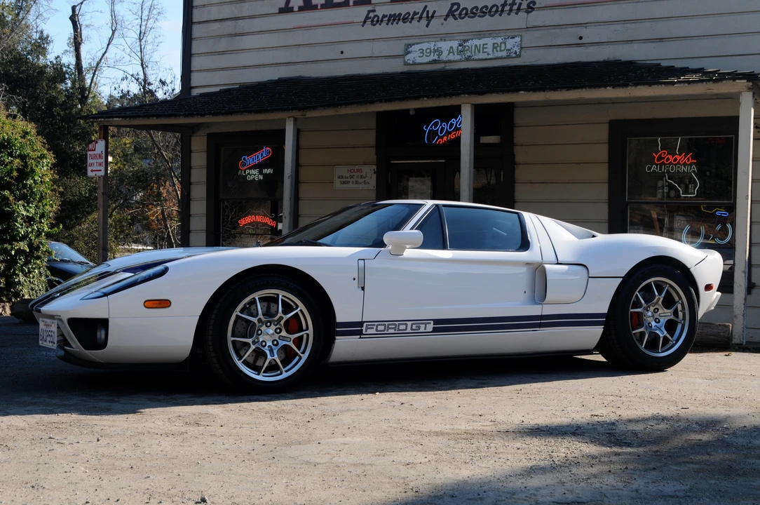 2005 Ford GT 1st Gen - Image 4 of 5