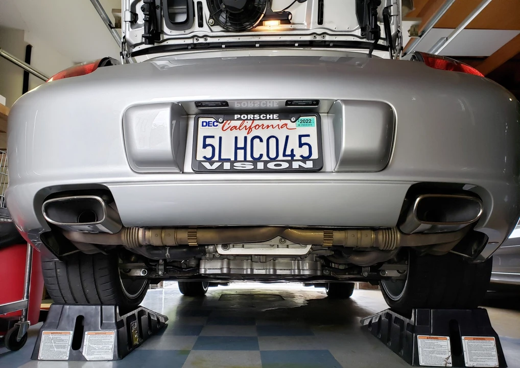 2005 Porsche 997 Carrera - Image 12 of 17