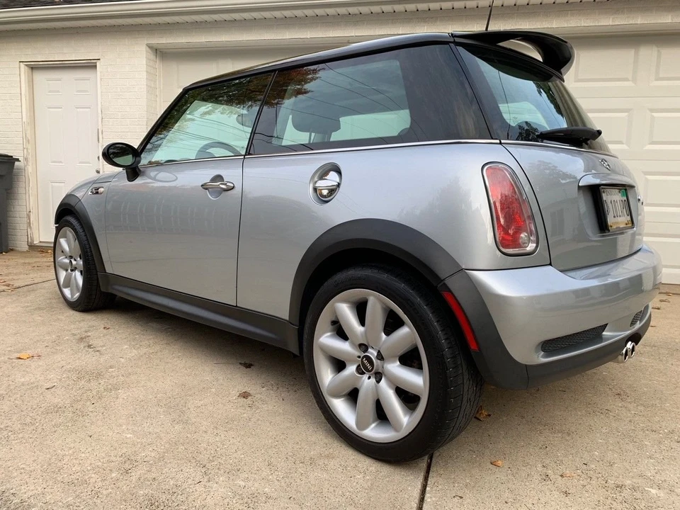 2005 Mini Mini Cooper S 1st Gen - Image 2 of 8