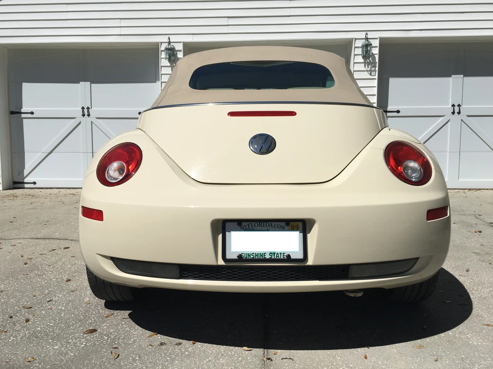 2006 Volkswagen New Beetle - Image 4 of 9
