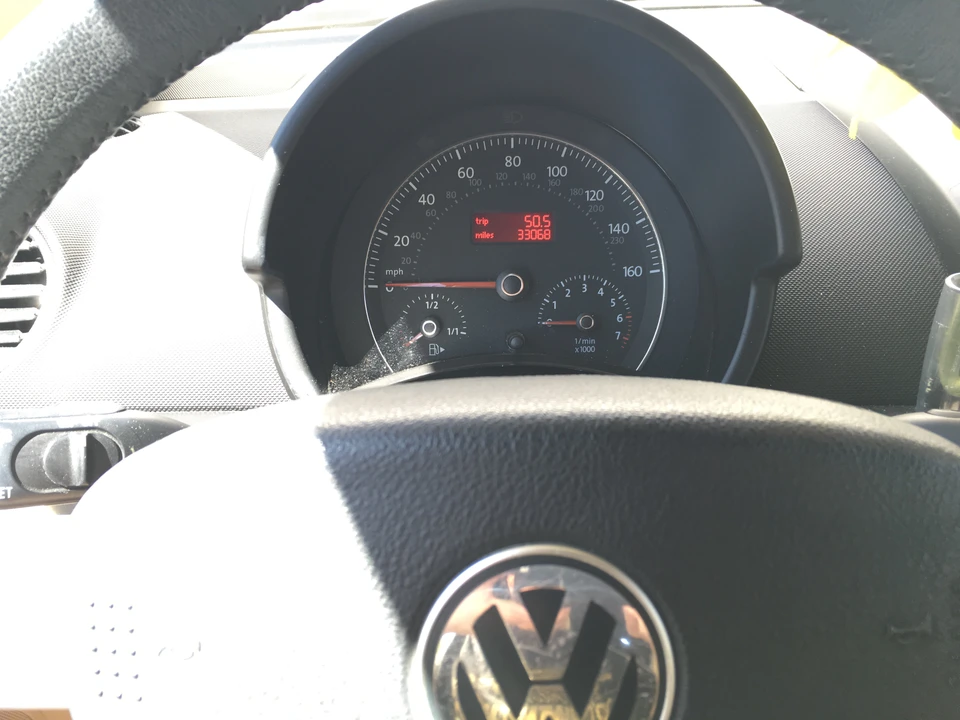 2006 Volkswagen New Beetle - Image 7 of 9