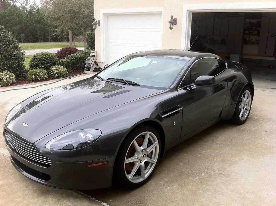 2007 Aston Martin Vantage - Image 2 of 2