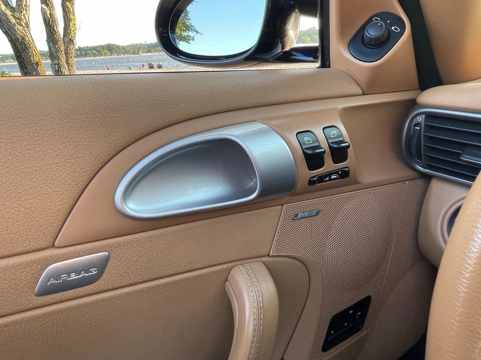 2007 Porsche 997 Carrera 4 - Image 18 of 31