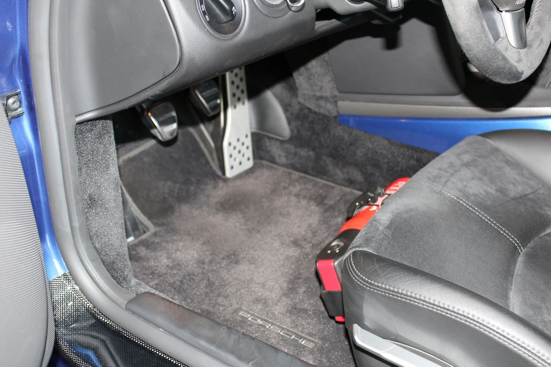 2007 Porsche 997 GT3 - Image 12 of 18