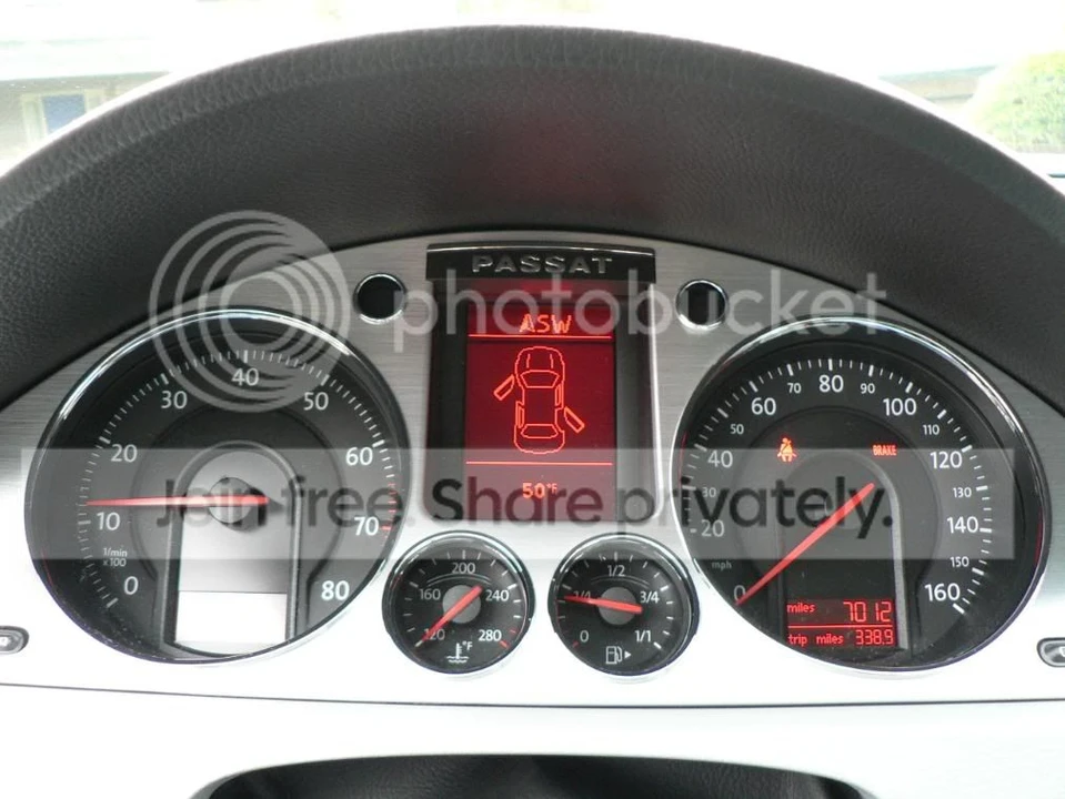 Volkswagen Passat - Image 4 of 4
