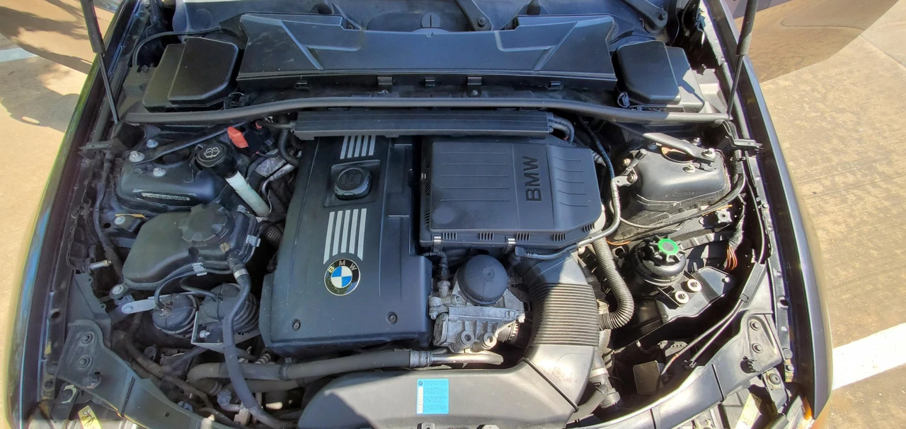 2008 BMW E90 335i Sedan - Image 14 of 30