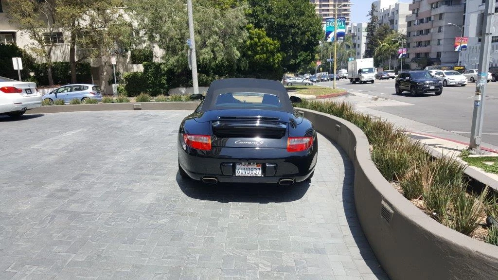2008 Porsche 997 Carrera 4 - Image 4 of 8