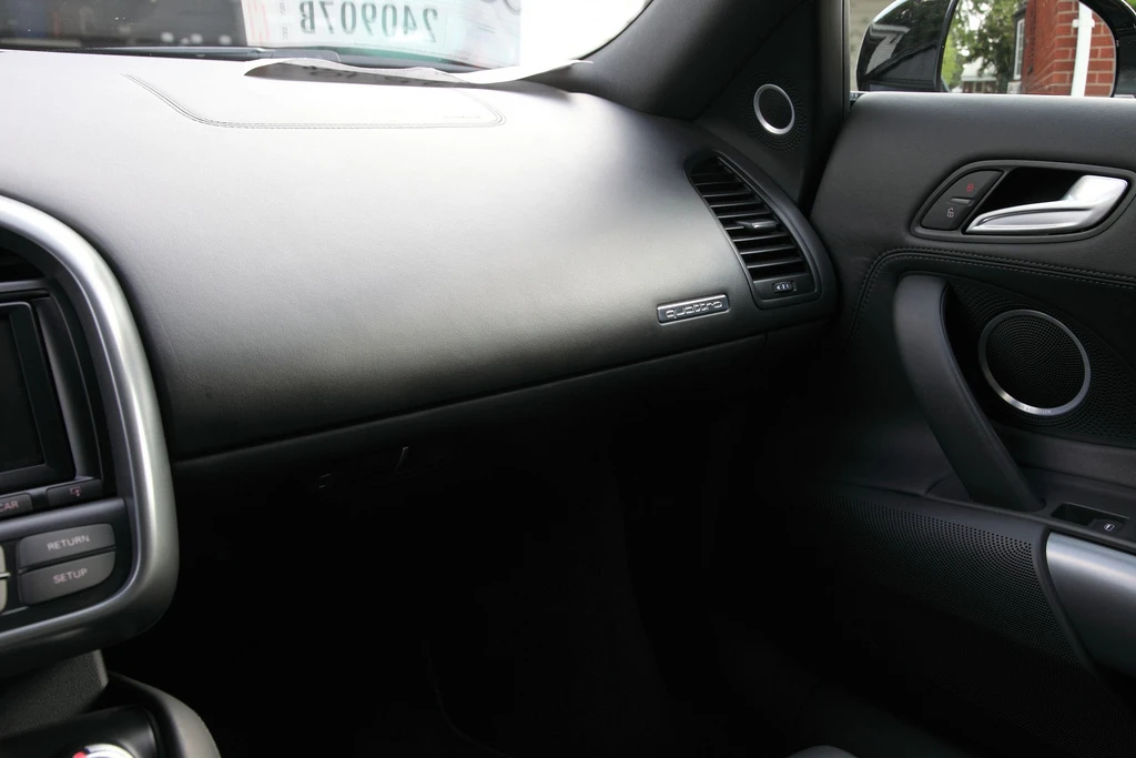 2008 Audi 42 R8 - Image 10 of 31