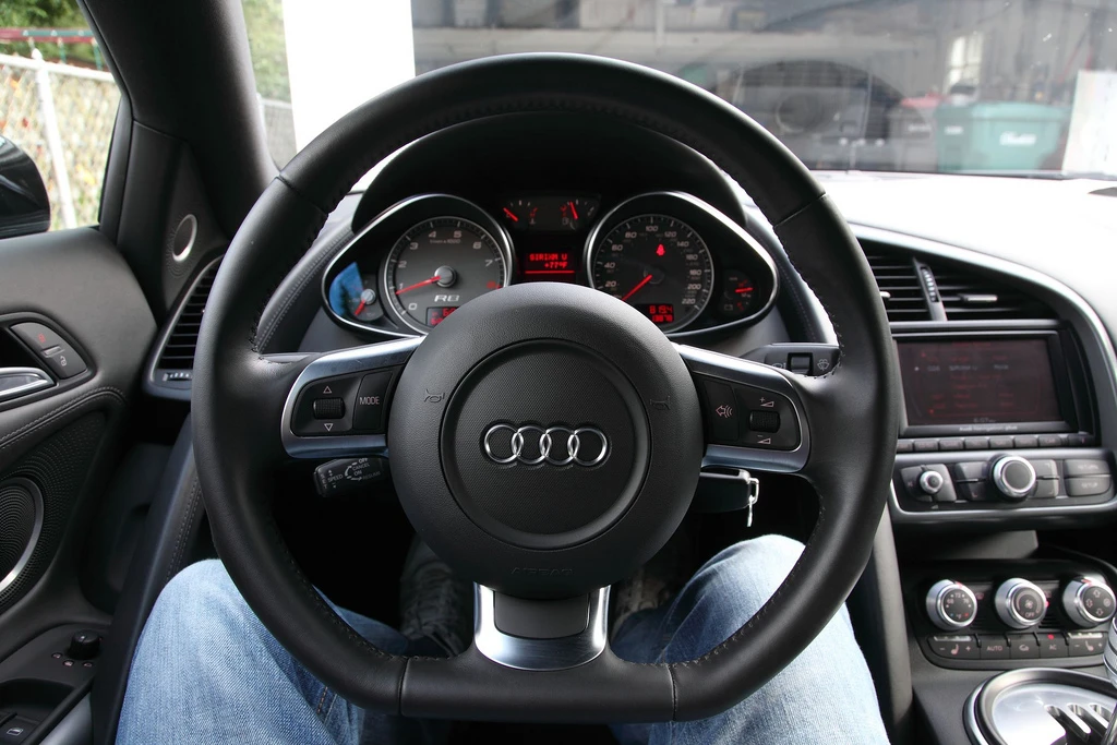 2008 Audi 42 R8 - Image 11 of 31