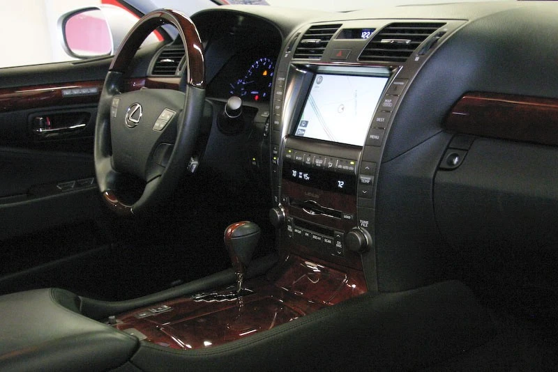 2008 Lexus LS 4th Gen - Image 6 of 24