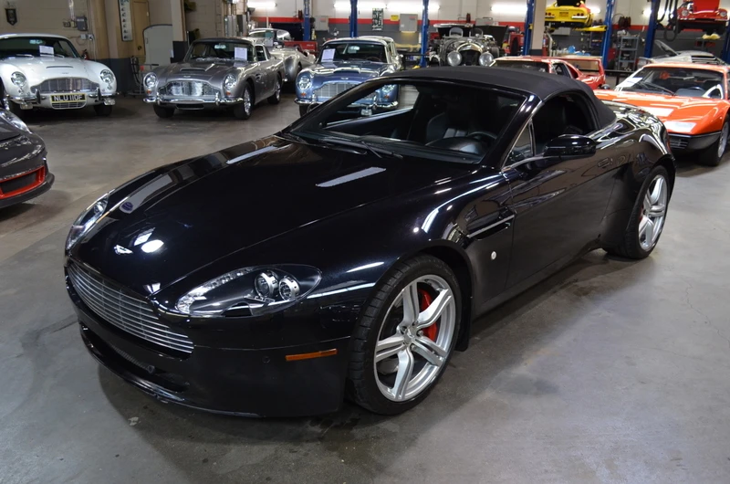 2009 Aston Martin V8 Vantage (2006-2017) - Image 2 of 10