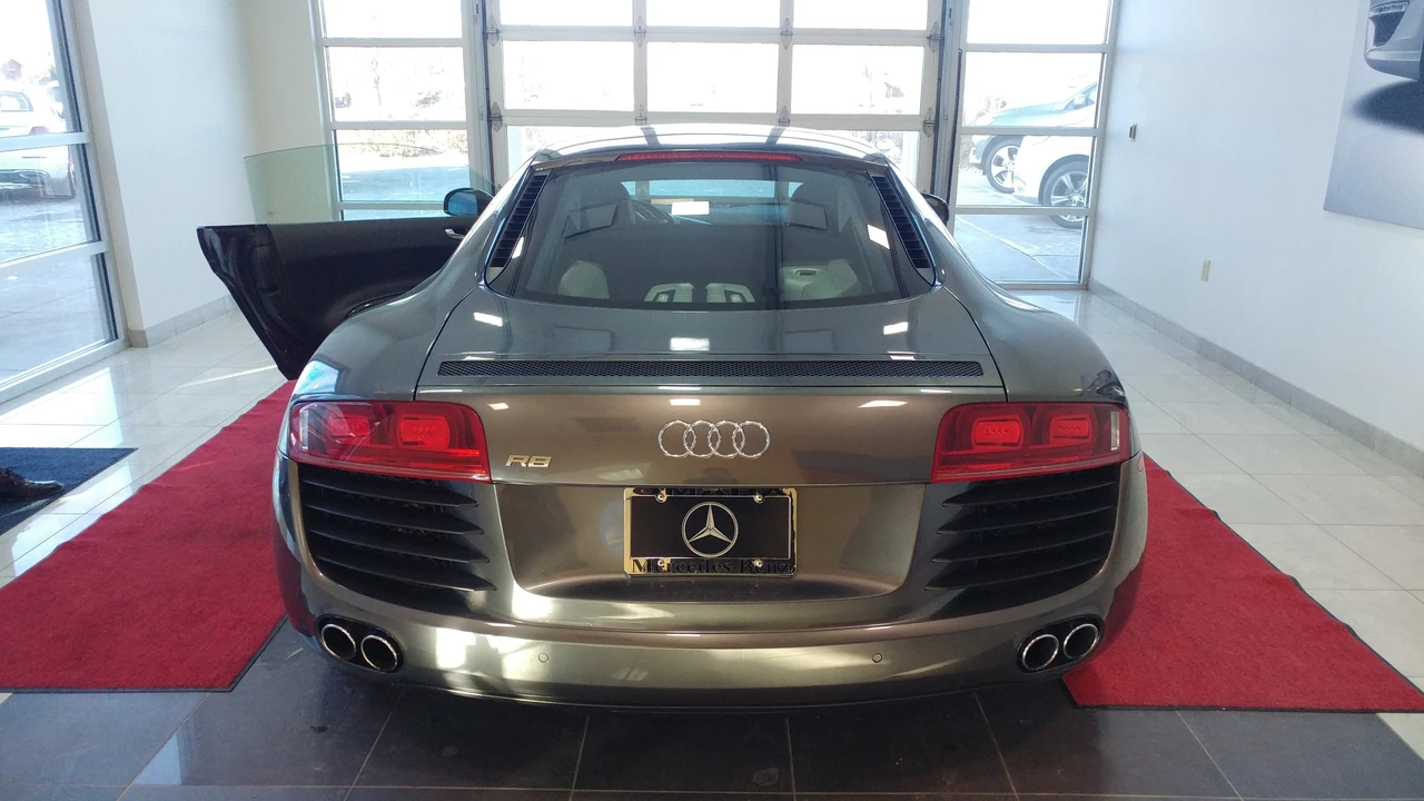 2009 Audi 42 R8 - Image 6 of 7