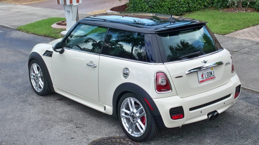 2009 Mini Mini John Cooper Works 2nd Gen - Image 3 of 4
