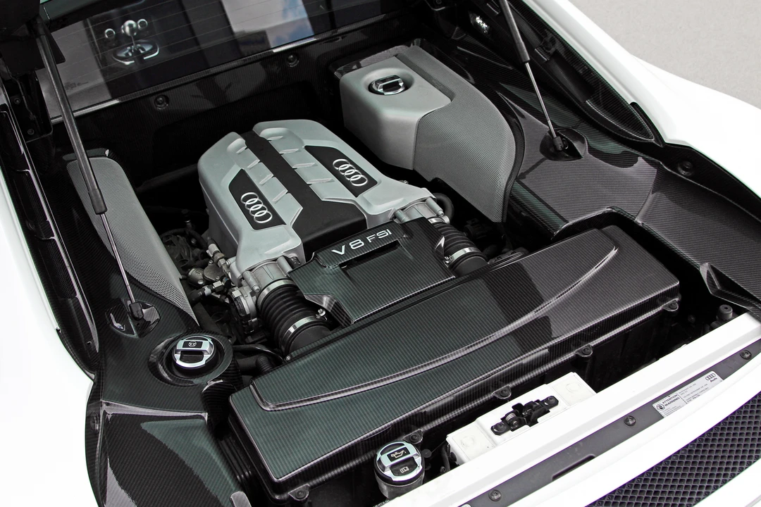2009 Audi 42 R8 - Image 2 of 5