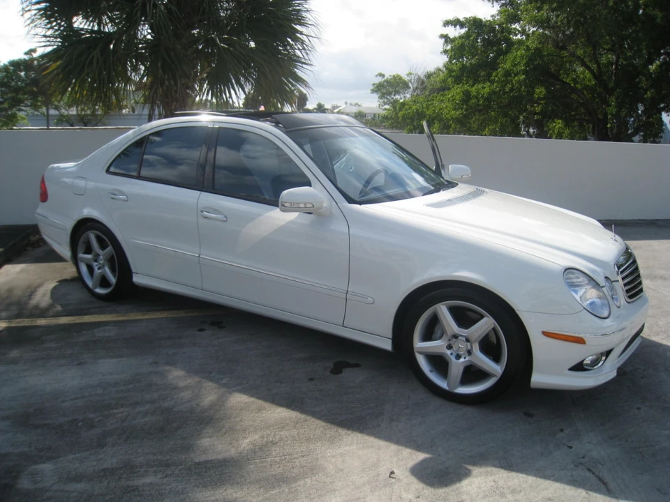 2009 Mercedes-Benz W211 E-Class - Image 5 of 8