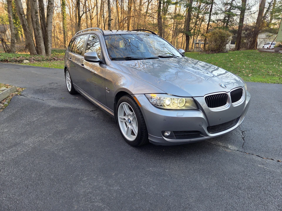 2010 BMW E91 3 Series Touring - Image 6 of 21