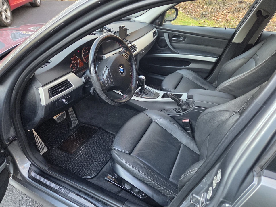 2010 BMW E91 3 Series Touring - Image 14 of 21