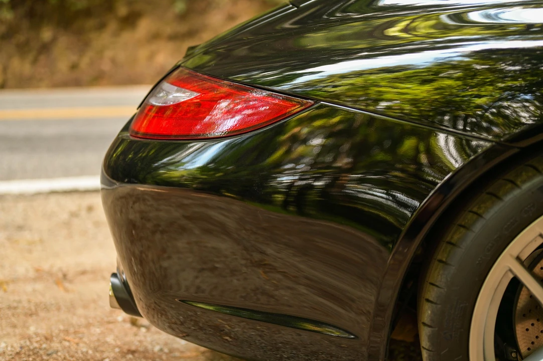 2010 Porsche 997 Carrera - Image 11 of 31