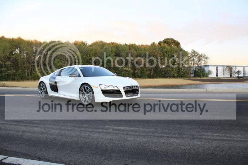 2010 Audi 42 R8 - Image 9 of 29