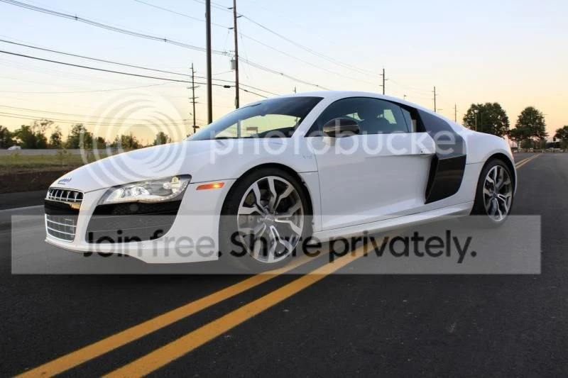 2010 Audi 42 R8 - Image 10 of 29