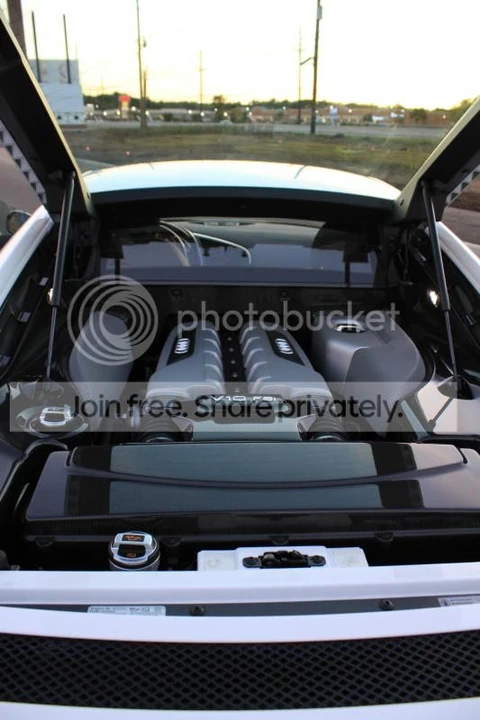 2010 Audi 42 R8 - Image 24 of 29