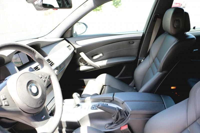 2010 BMW E60 M5 - Image 23 of 31
