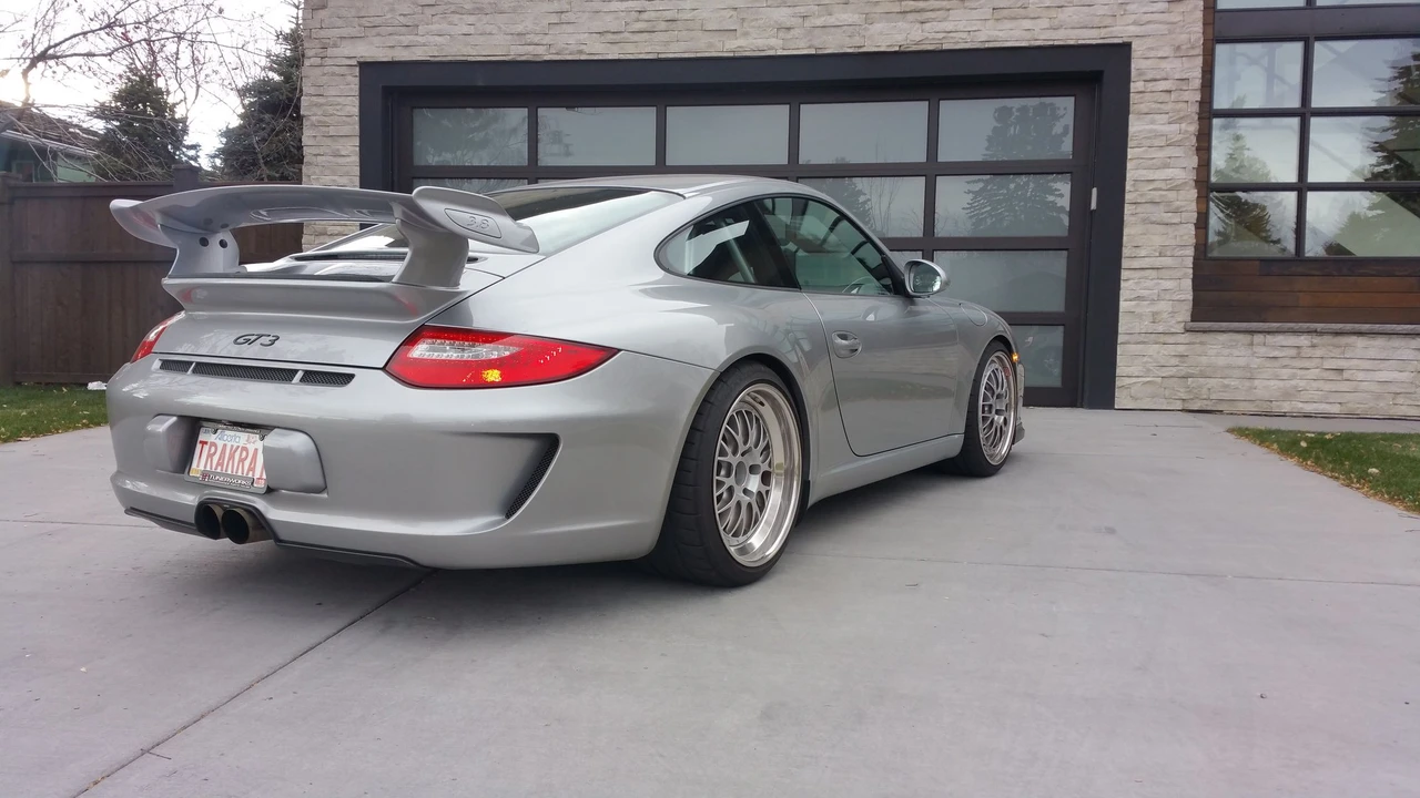 2010 Porsche 997 GT3 - Image 2 of 11