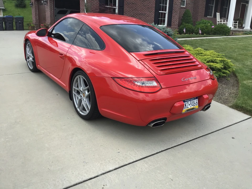 2010 Porsche 997 Carrera - Image 10 of 20