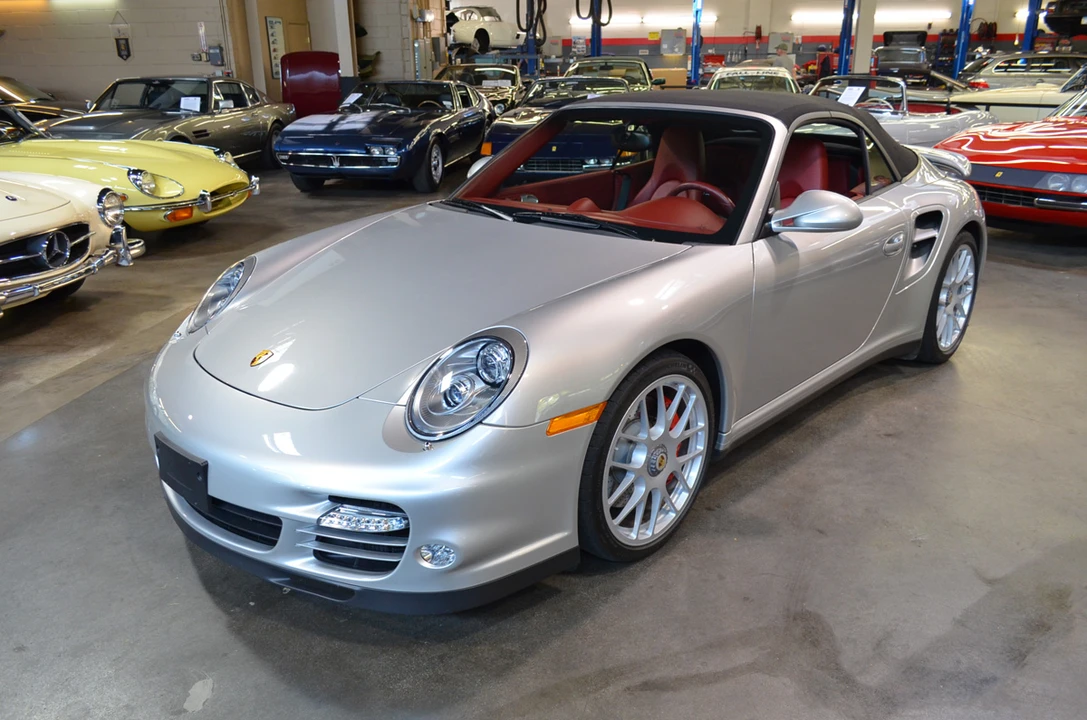 2010 Porsche 997 Turbo - Image 2 of 9