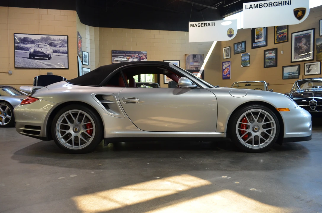 2010 Porsche 997 Turbo - Image 6 of 9