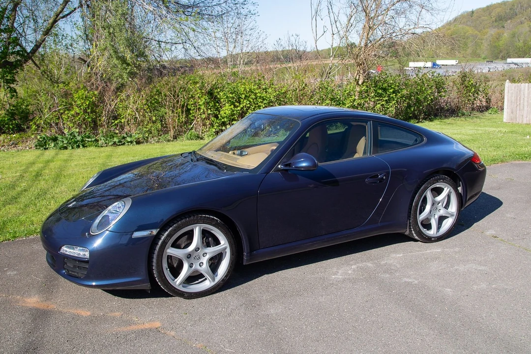 2010 Porsche 997 Carrera - Image 2 of 31