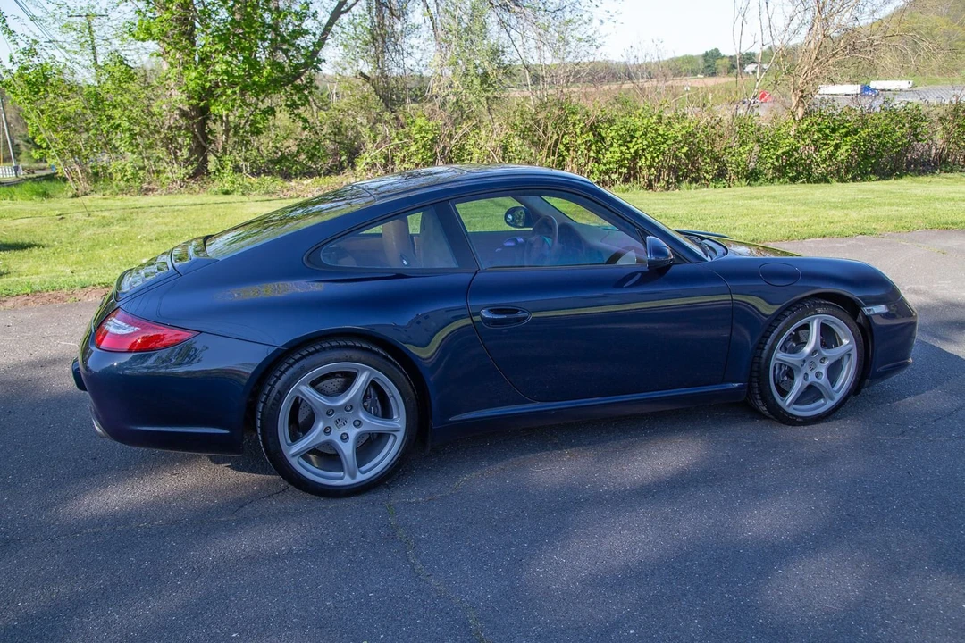 2010 Porsche 997 Carrera - Image 13 of 31