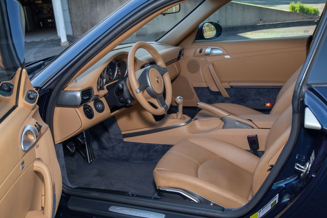 2010 Porsche 997 Carrera - Image 17 of 31