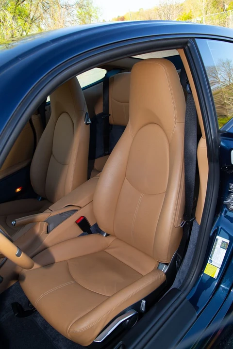 2010 Porsche 997 Carrera - Image 19 of 31