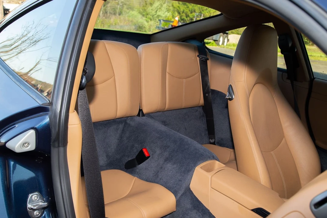 2010 Porsche 997 Carrera - Image 24 of 31