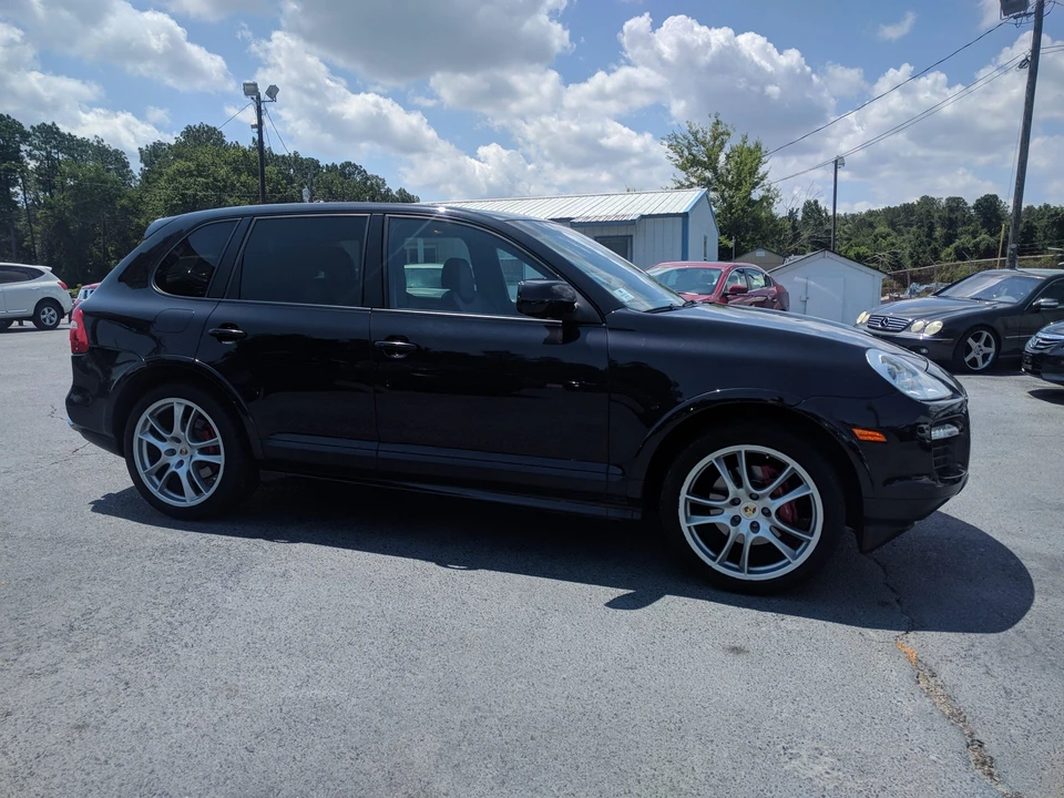 2010 Porsche 955/957 Cayenne GTS - Image 13 of 14