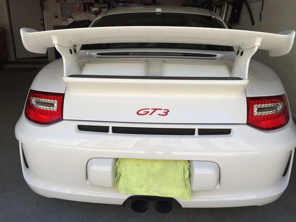 2010 Porsche 997 GT3 - Image 2 of 15
