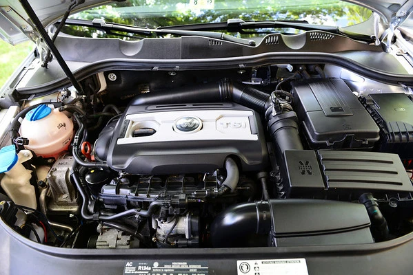 2010 Volkswagen Passat - Image 20 of 20
